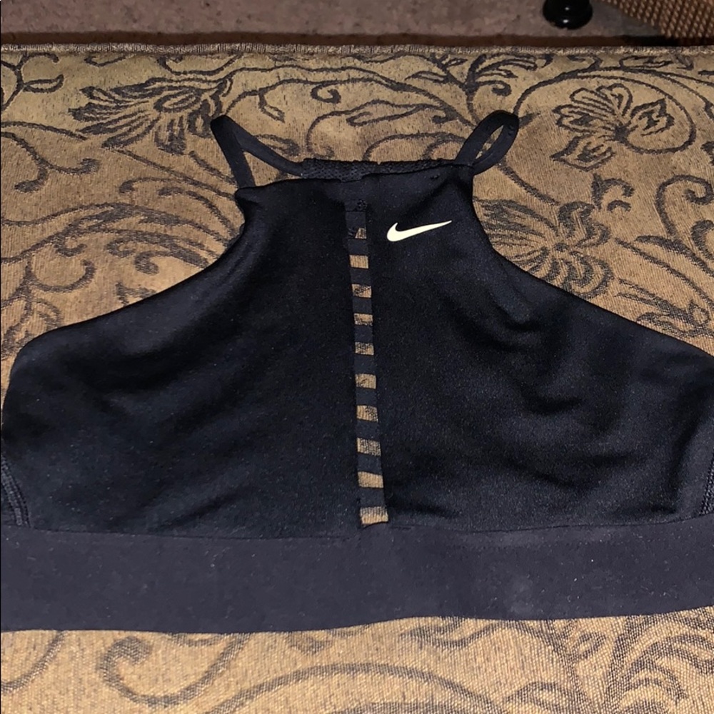 Women’s Nike Sports Bra Size S